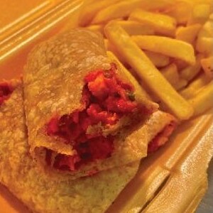 Hamraz Pardesi Palate wrap with chips
